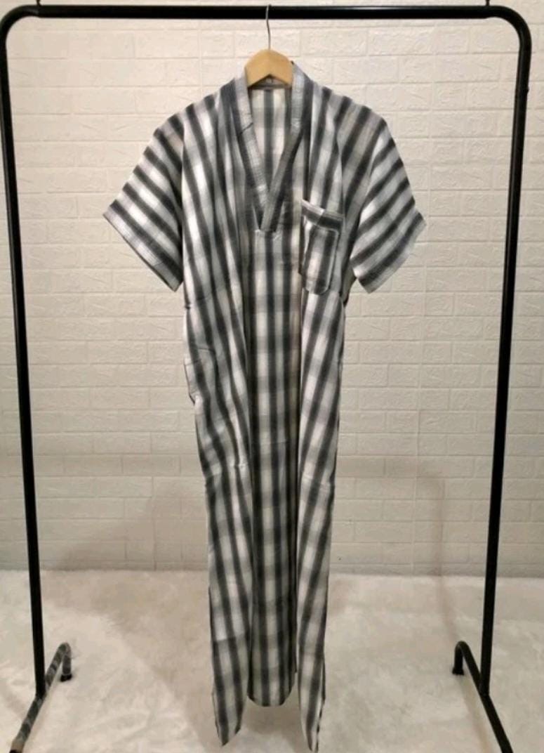 b8303894-04d5-497d-da8d-72e9b6520d1d